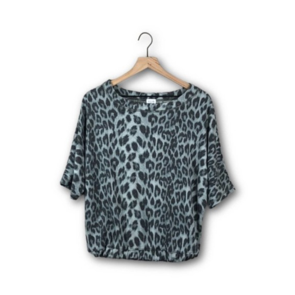 Peyton Jensen Gray Leopard Print Top (S) - Picture 1 of 7